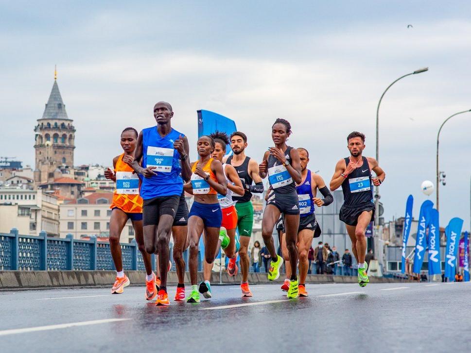 Ukraynalı atlet savaşa rağmen İstanbul Yarı Maratonu'nda koşacak