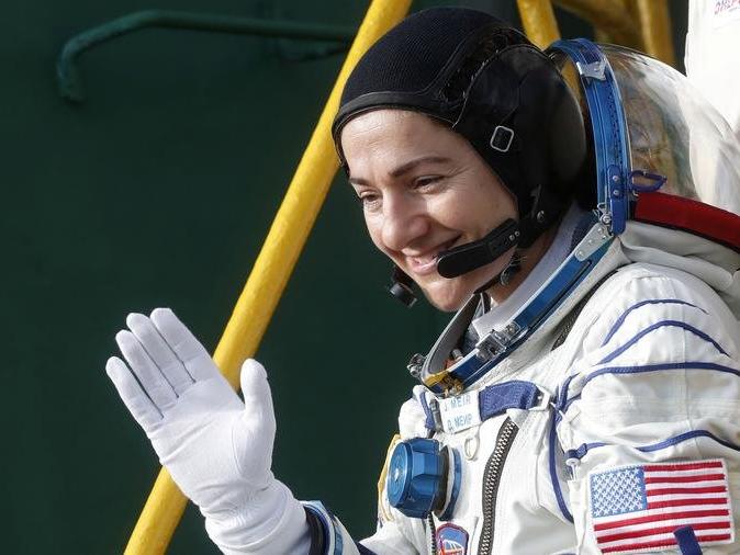 NASA'nın "Ay'da kadın astronot" projesi 2026 yılına sarktı