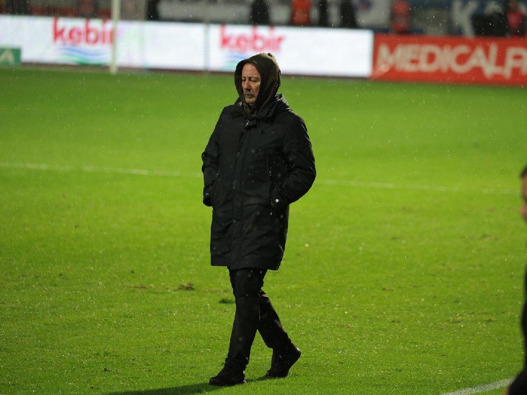 Sergen Yalçın sessizliğini bozdu: 'Beşiktaş yönetimi altımı oydu'