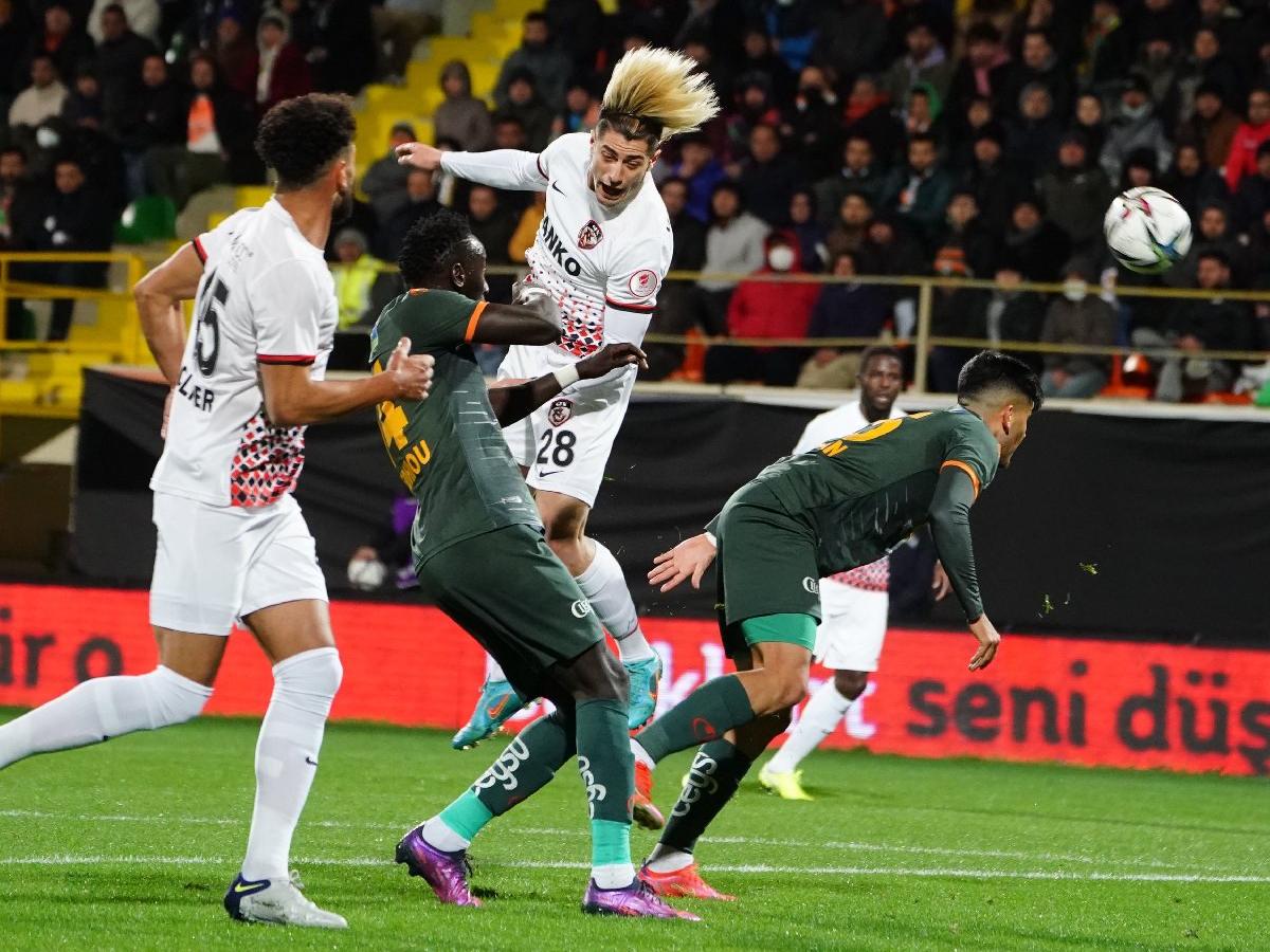Alanyaspor Gaziantep FK'yi uzatmada eledi