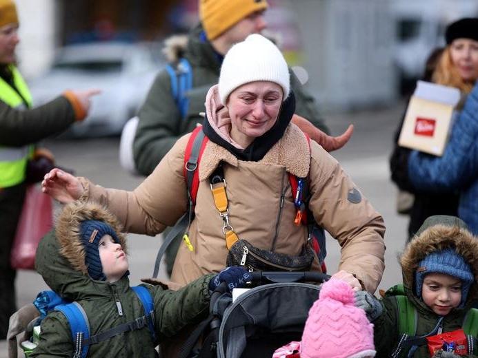Ukrayna’dan Polonya'ya 500 binden fazla mülteci sığındı