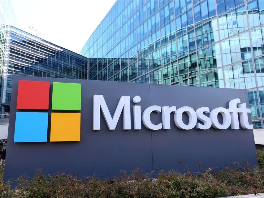 Microsoft, Rusya'daki tüm yeni ürün ve hizmetlerinin satışını durdurdu