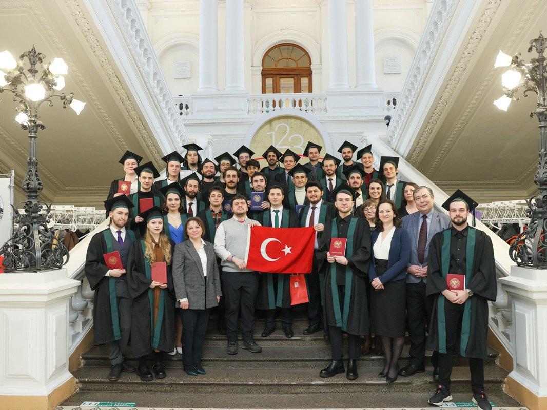Akkuyu için 24 Türk öğrenci daha Rusya'da diploma aldı