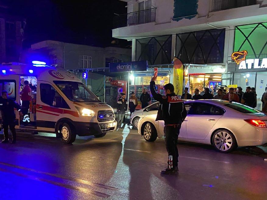 Burdur'da sokak ortasında bıçaklı kavga: 2 ölü