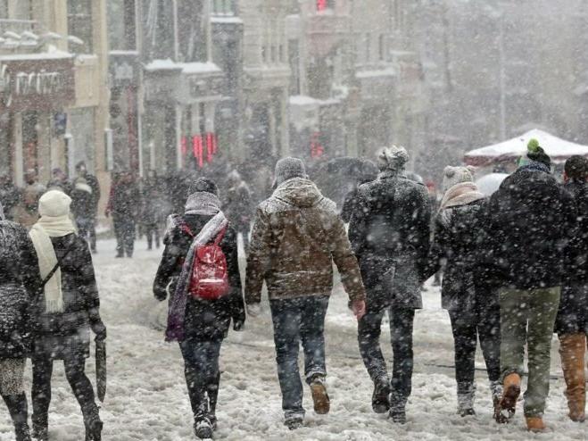 AKOM uyardı: İstanbul'da metrekareye 12 kilogram kar düşecek
