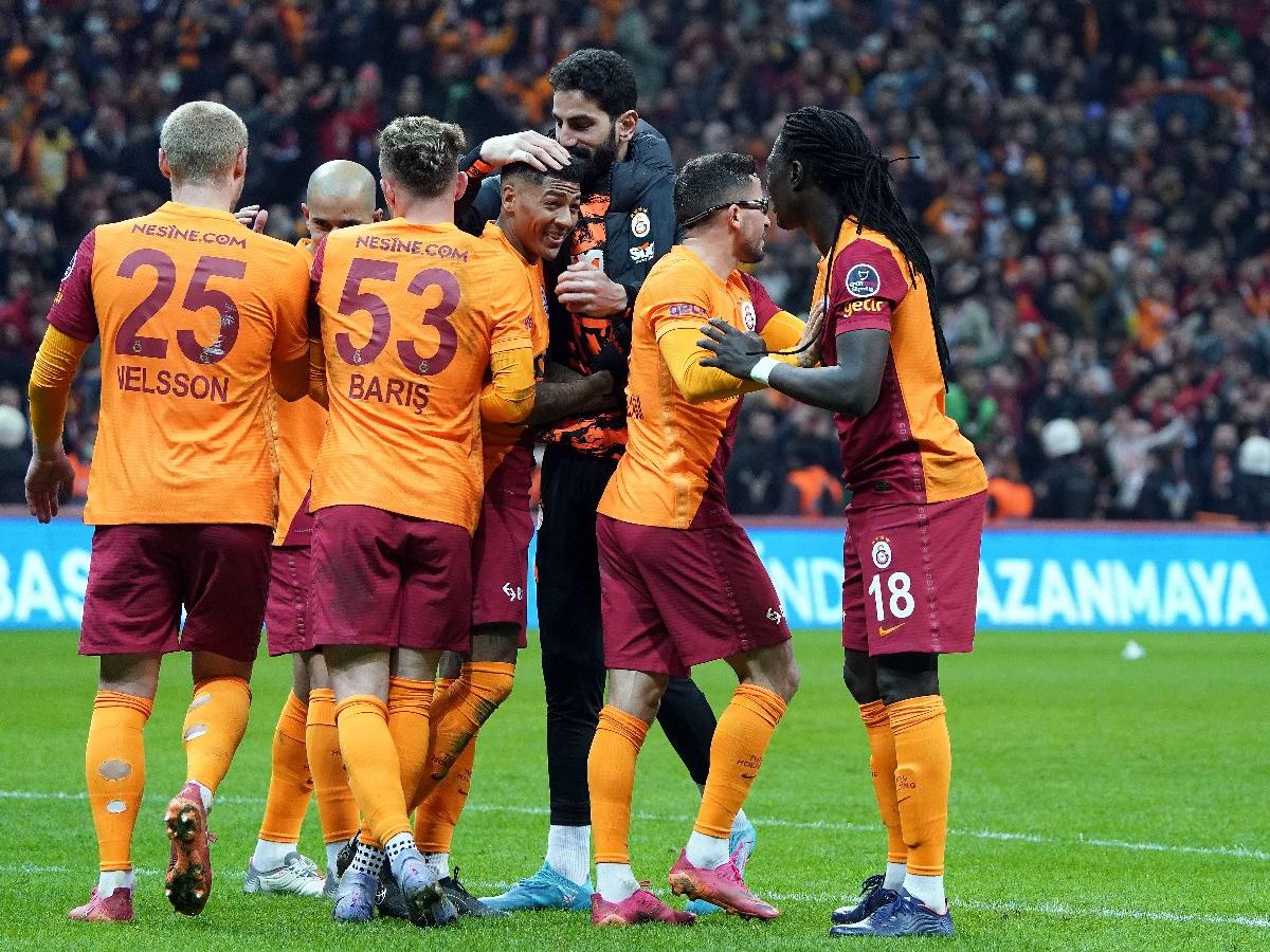 Galatasaray'ın Barcelona kadrosu açıklandı