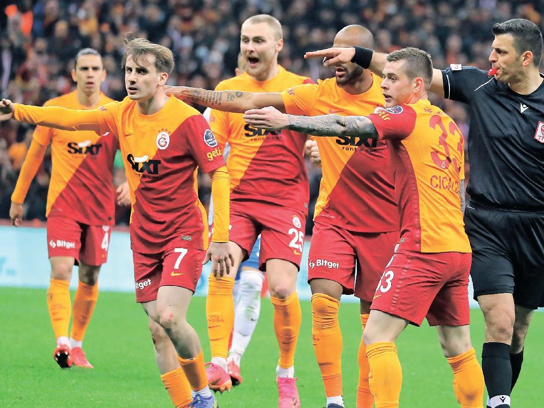 Galatasaray'ın Barcelona maçı planı: Prestiji kurtar, vitrine çıkar!