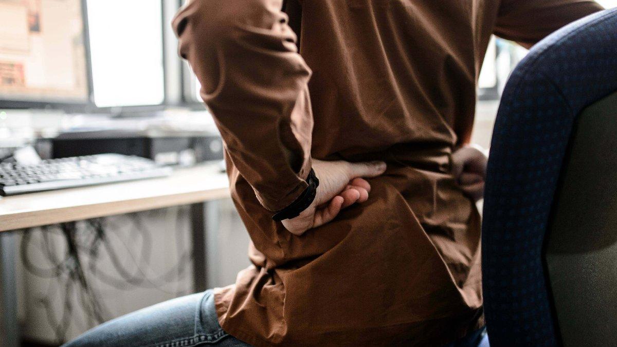 Omicron varyantındaki sırt ağrısı dikkat çekti: Hastalar şiddetli ağrıdan şikayetçi