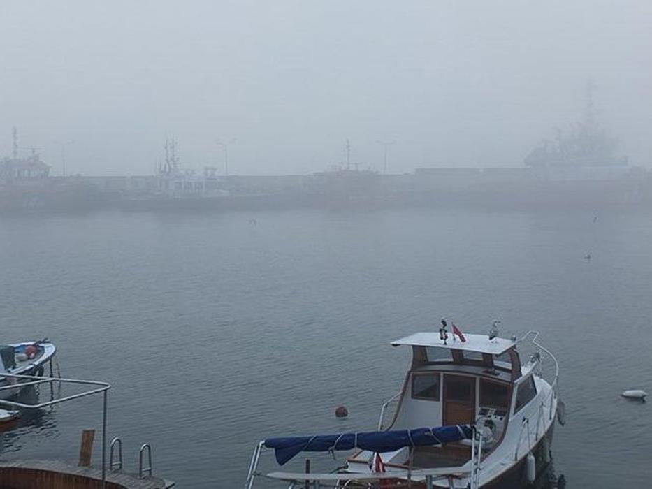 İstanbul Boğazı gemilere kapatıldı