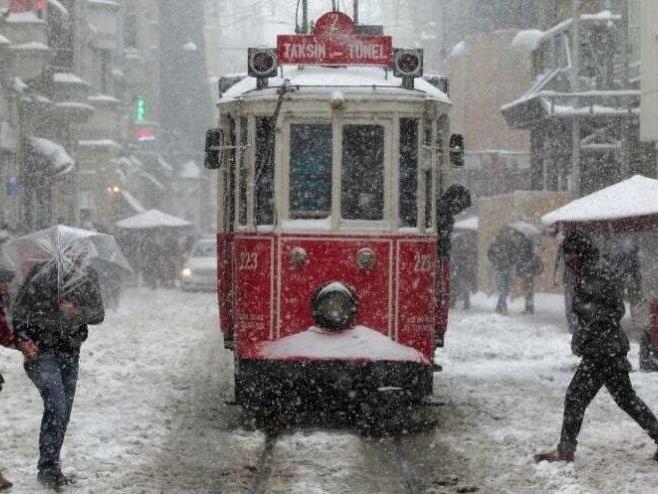 İstanbul'da kritik gün: Yoğun kar yağışı bugün geliyor