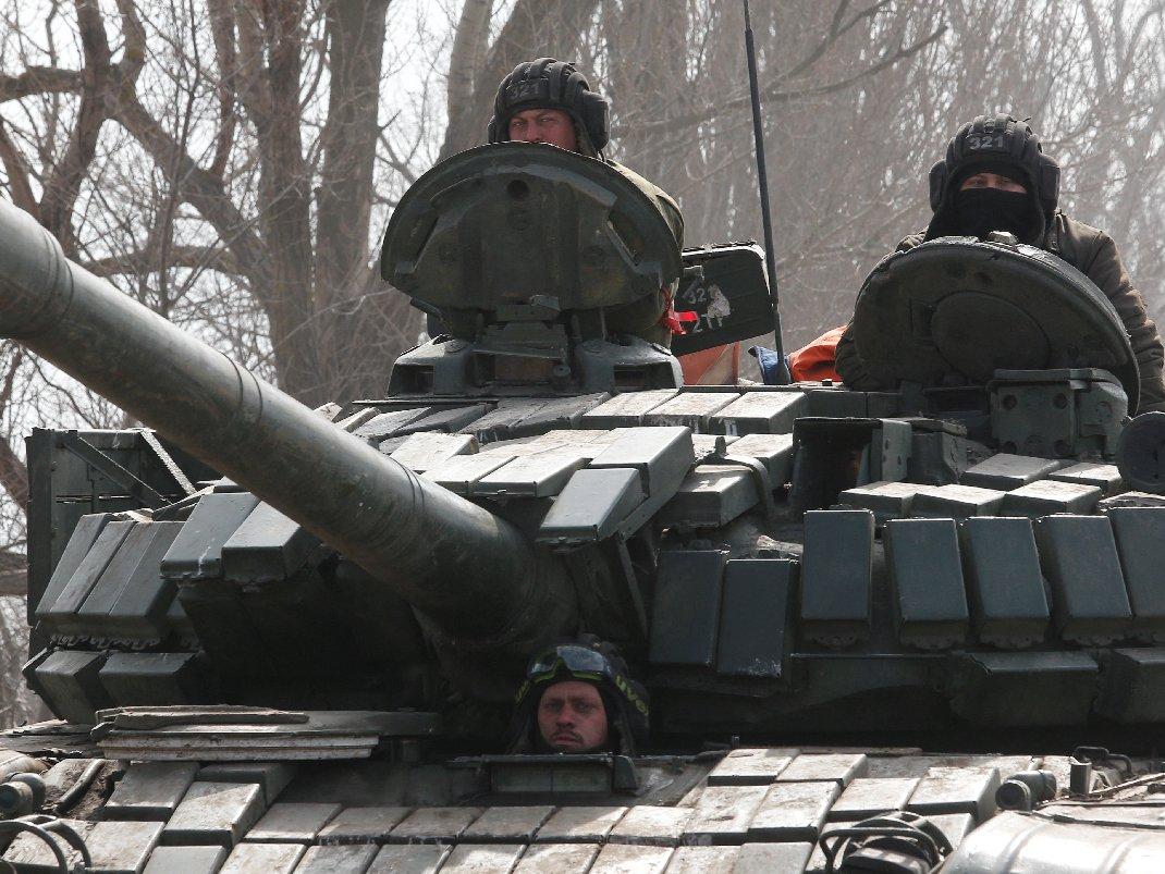 Çekya'da halk Ukrayna'ya silah almak için 30 milyon dolar topladı