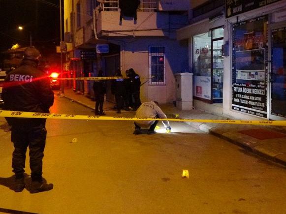 Kozan'da art arda iki silahlı saldırı; Bir ölü, bir yaralı