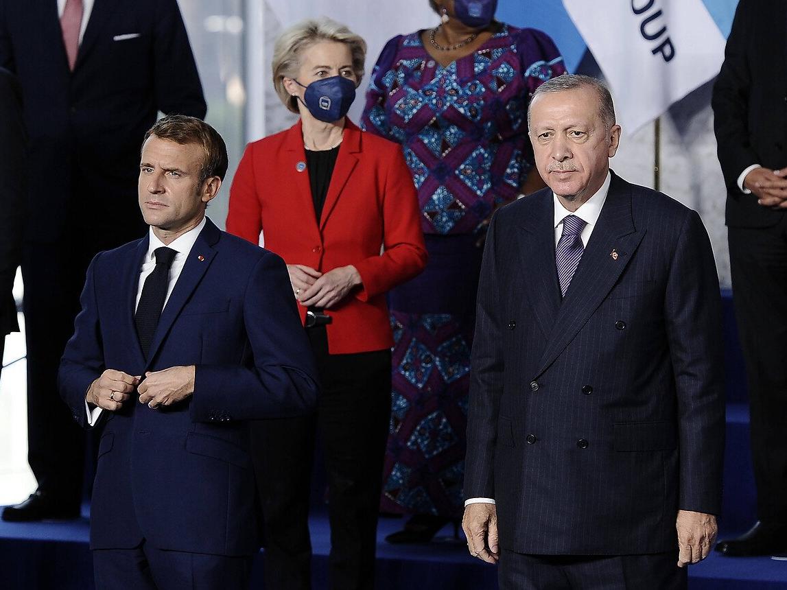 Bloomberg'den Erdoğan ve Macron hakkında çarpıcı yorum