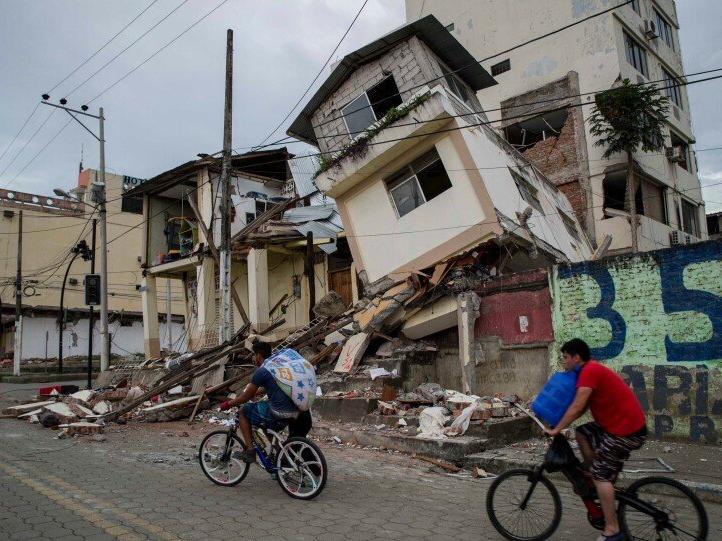Ekvador'da 5,8 büyüklüğünde deprem: Binalarda hasar oluştu
