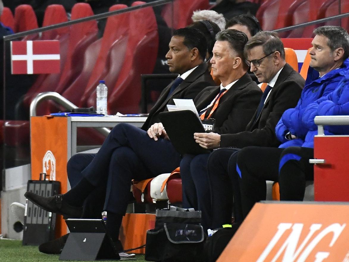 Hollanda'da üçlü savunma krizi! Van Gaal'den Van Dijk'e ültimatom