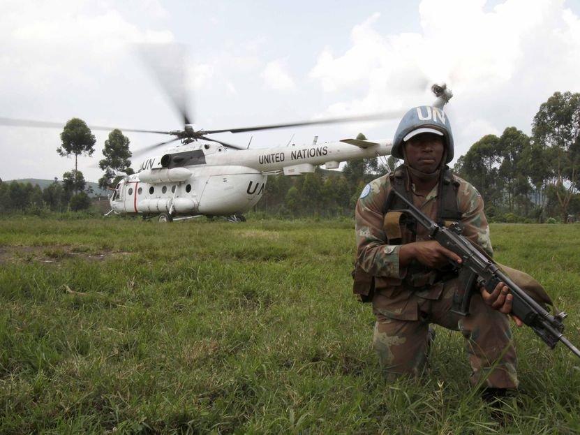 8 personeli taşıyan BM helikopteri düşürüldü