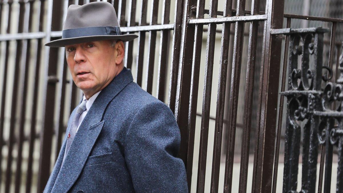 Uzmanlar Bruce Willis'in hastalığını anlattı: 'Depresyona girebilir'