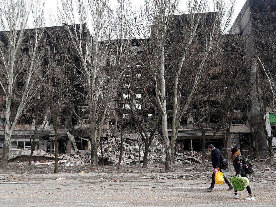 BM: Kuşatma altındaki Mariupol kentine giremedik