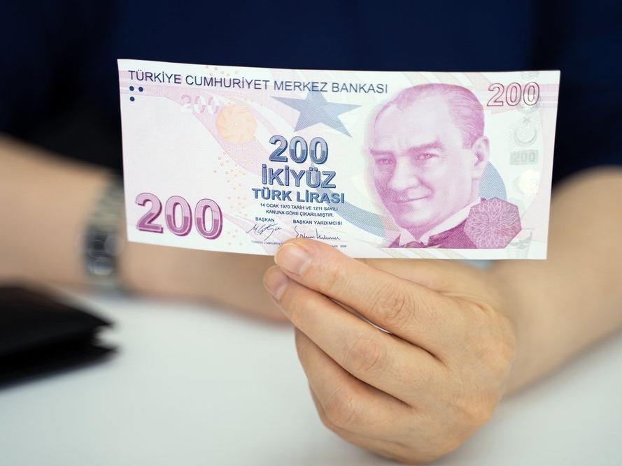 200 lira nasıl 200 liracık oldu?