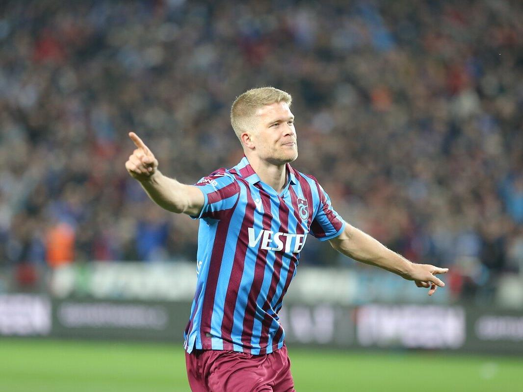 Cornelius Beşiktaş'a yine gol attı! İtalya performansını geride bıraktı...