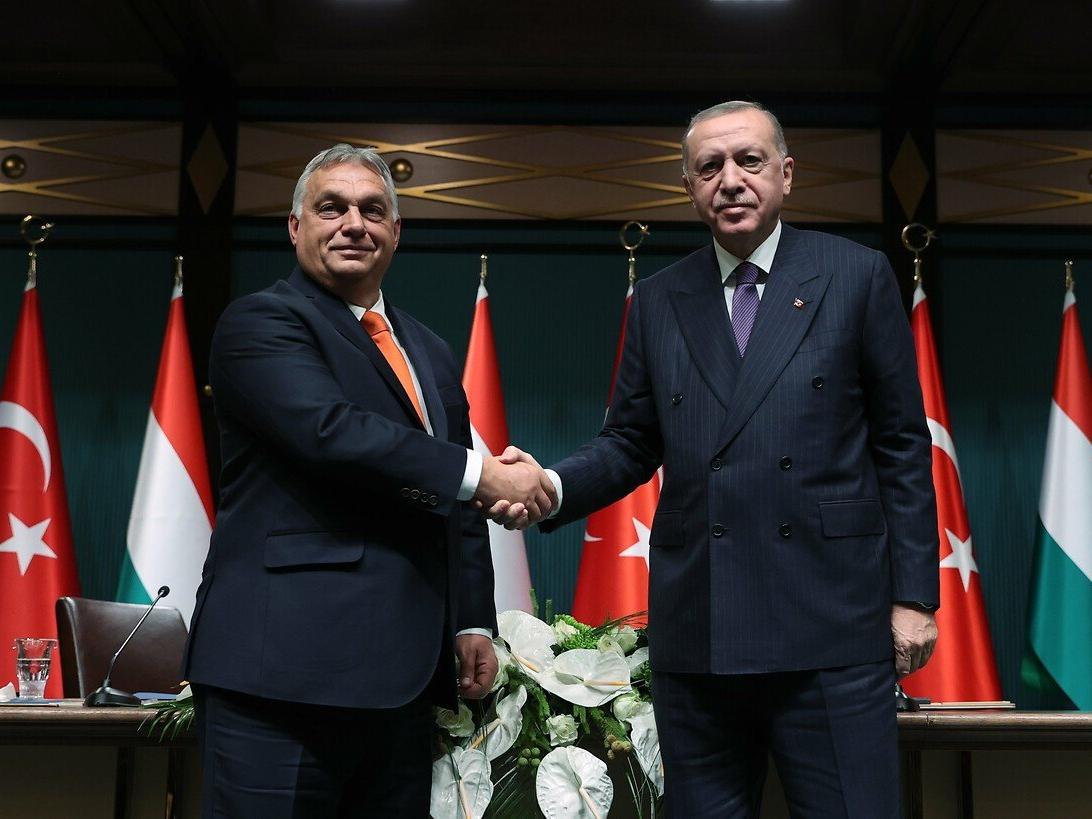 Cumhurbaşkanı Erdoğan tebrik etmişti: Orban Avrupa'yı ikiye böldü