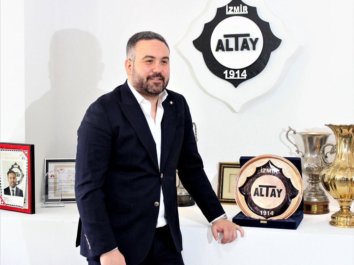 Altay Başkanı Özgür Ekmekçioğlu istifa etti