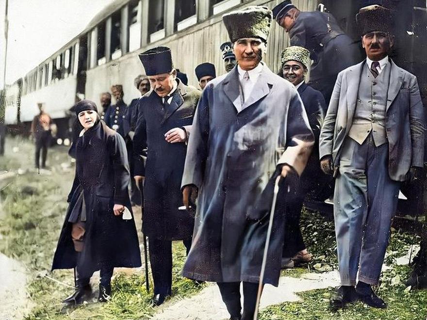Türkiye’yi Atatürk’ün modeli kurtarır