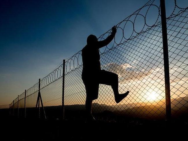 6 FETÖ'cü Yunanistan'a kaçarken sınırda yakalandı