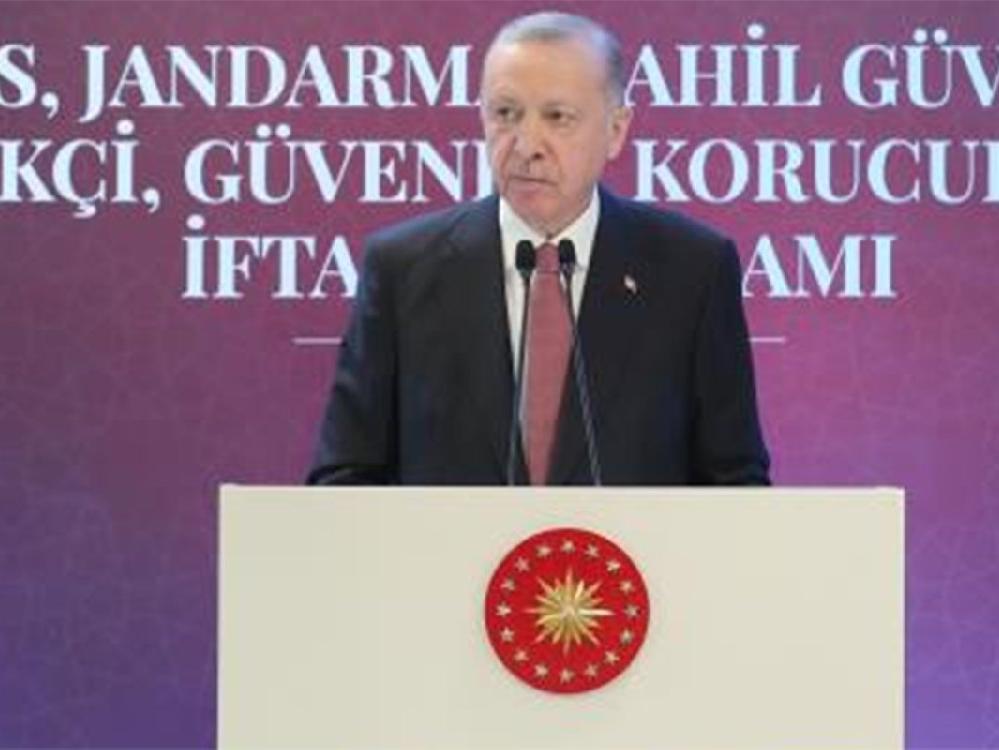 Erdoğan: Başlarını eziyoruz