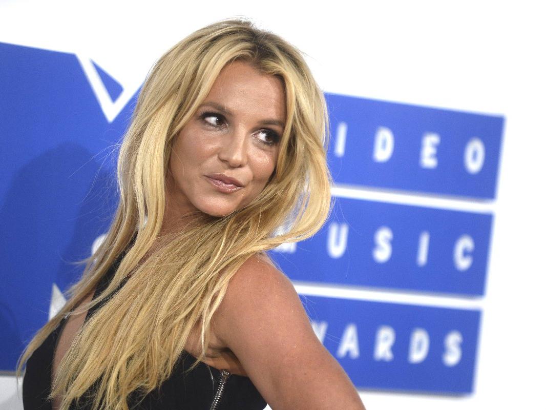 Britney Spears üçüncü kez hamile olduğunu duyurdu