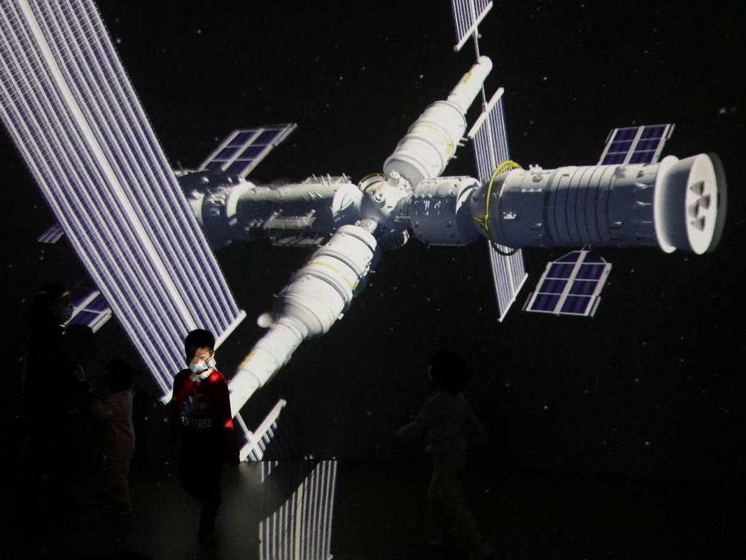 Çinli astronotlar 6 ay sonra Dünya'ya dönmeyi başardı