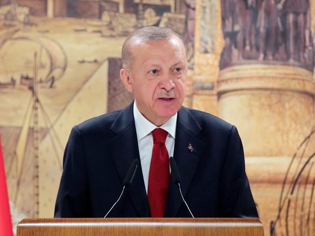 Cumhurbaşkanı Erdoğan sanatçılarla iftar programında buluştu