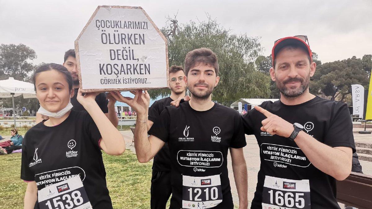 Maraton İzmir’de tabutla koştular! Kistik Fibrozis hastalığı için...