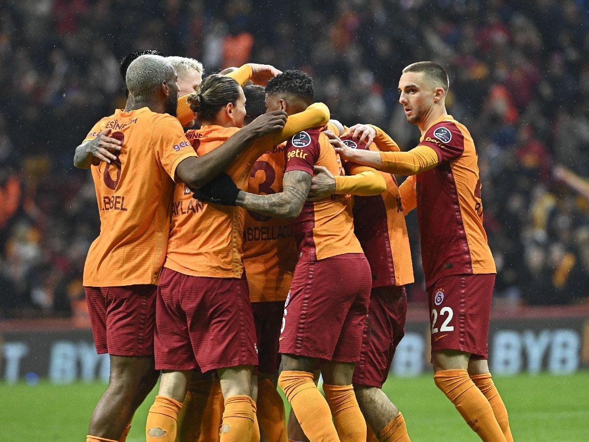Galatasaray, Yeni Malatyaspor'u 2 dakikada tuş etti: 2-0