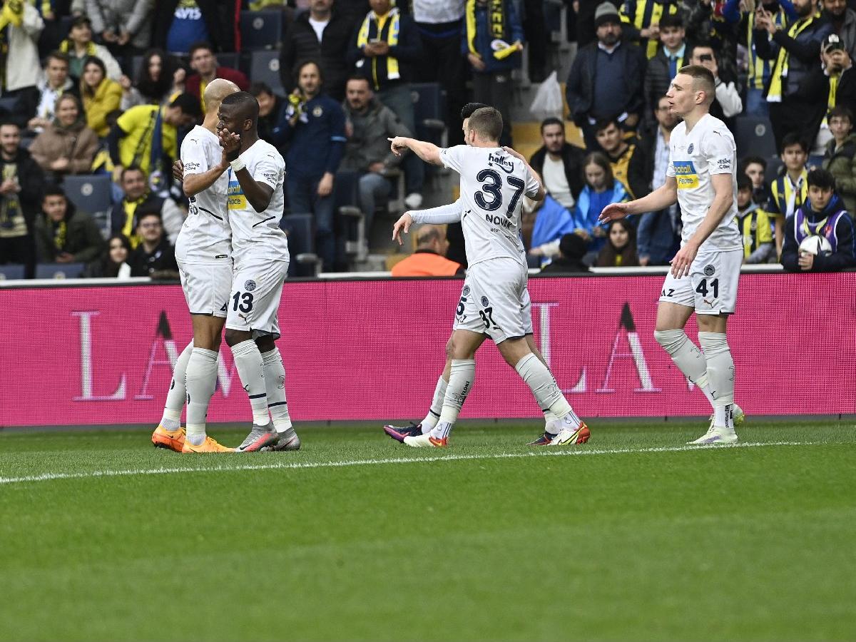 Fenerbahçe özel maçta Shakhtar Donetsk'i mağlup etti