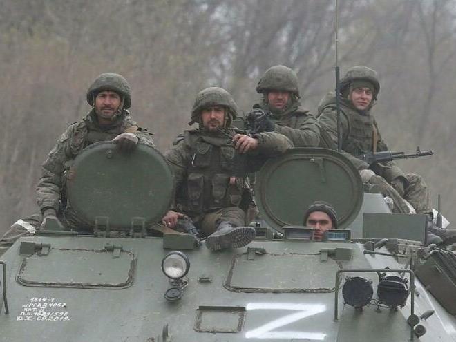 Rusya, Mariupol'deki Ukraynalı askerlere teslim olması çağrısında bulundu