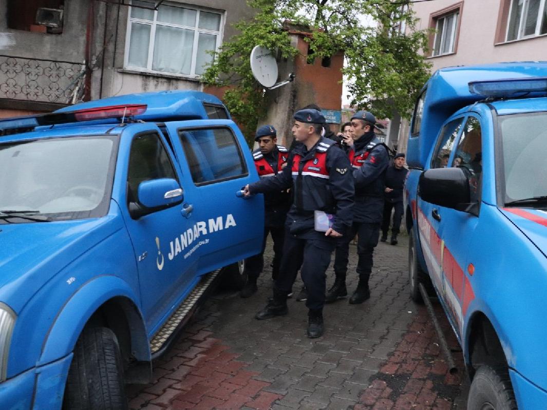 Minibüsten 188 kilo esrar çıktı! 4 kişi tutuklandı