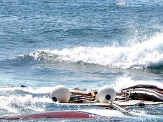 Lübnan'da 60 kişilik tekne battı