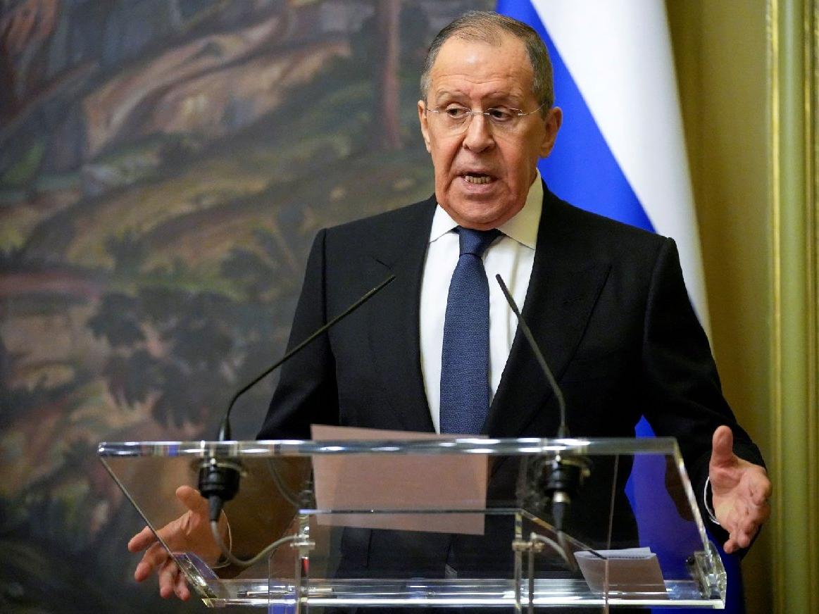 Lavrov: Nükleer savaş riskini hafife almayın