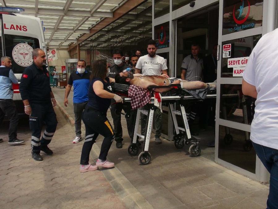 Kilis'te husumetli ailelerin kavgasında 11 kişi yaralandı