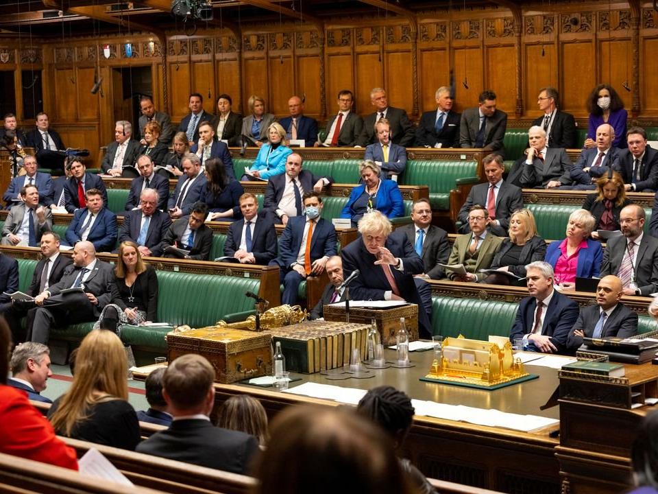 İngiltere'de milletvekilinin mecliste porno izlerken yakalandığı iddia edildi, soruşturma başlatıldı