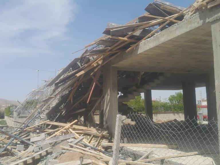Konya'da inşaatı devam eden binada göçük! 2 işçi yaralandı