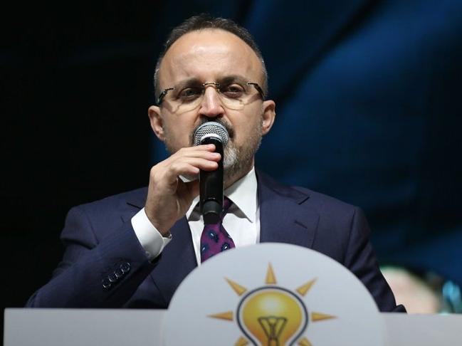 AKP'li Turan: Büyükelçilerle kuyruğa girmişçesine gizli saklı görüşmeler yapıyorsunuz