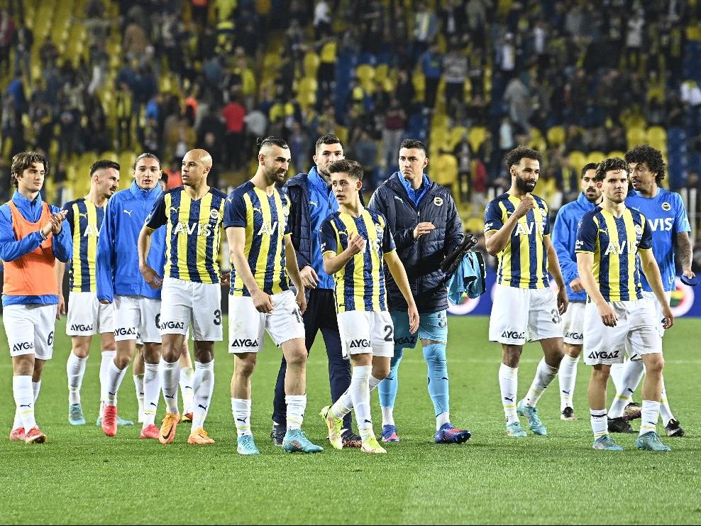 Fenerbahçe'de çok paraya az, az paraya çok iş