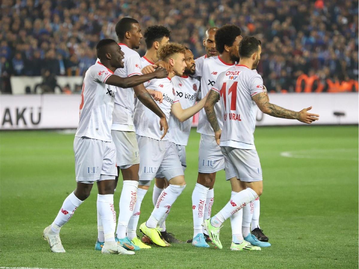 Antalyaspor'da hedef seriyi sürdürmek