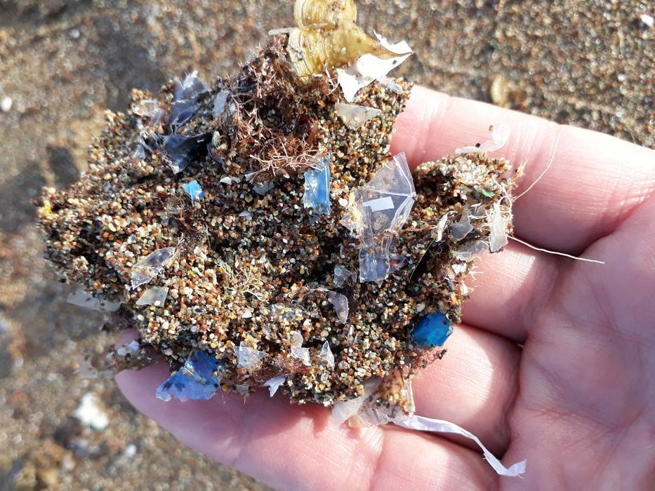 Akdeniz’de tatil sezonu mikroplastik kirlilikle açılıyor