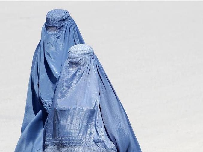 Taliban'dan Afgan kadınlara bir darbe daha