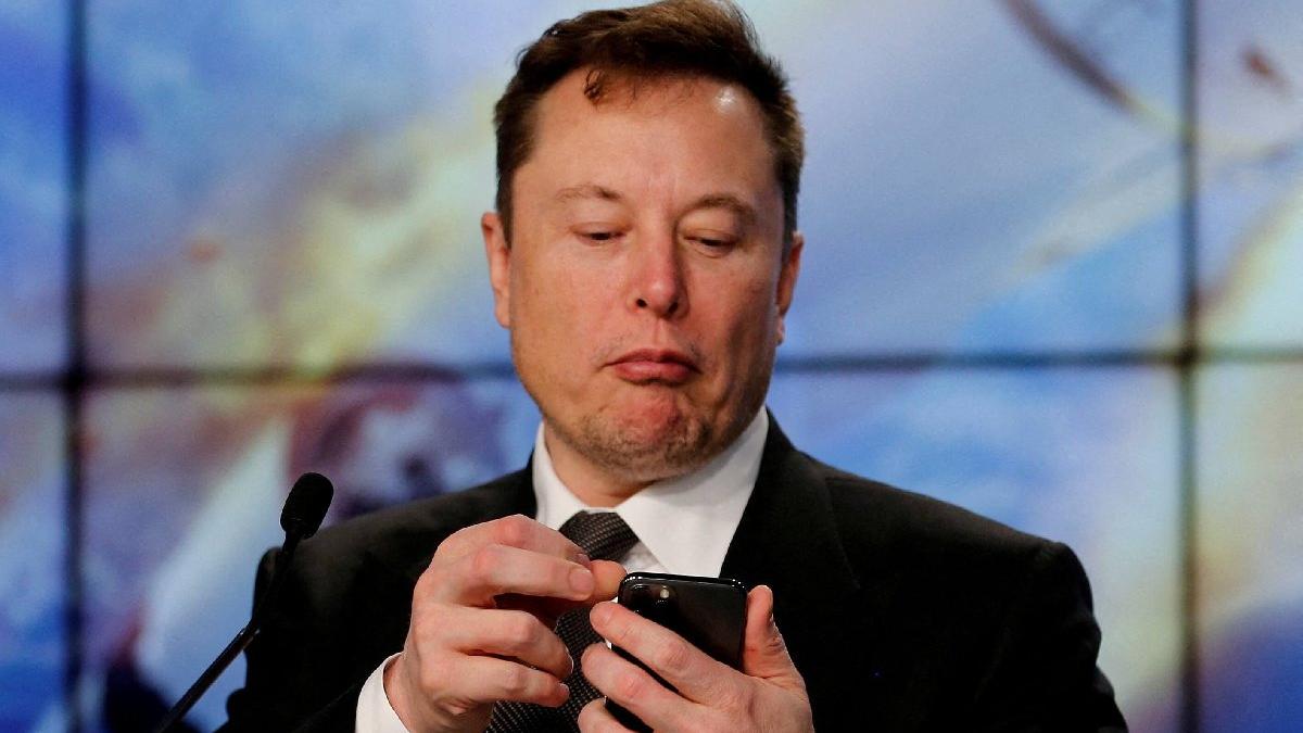 Elon Musk'ın Twitter'ı satın almasının arkasında Trump mı var?