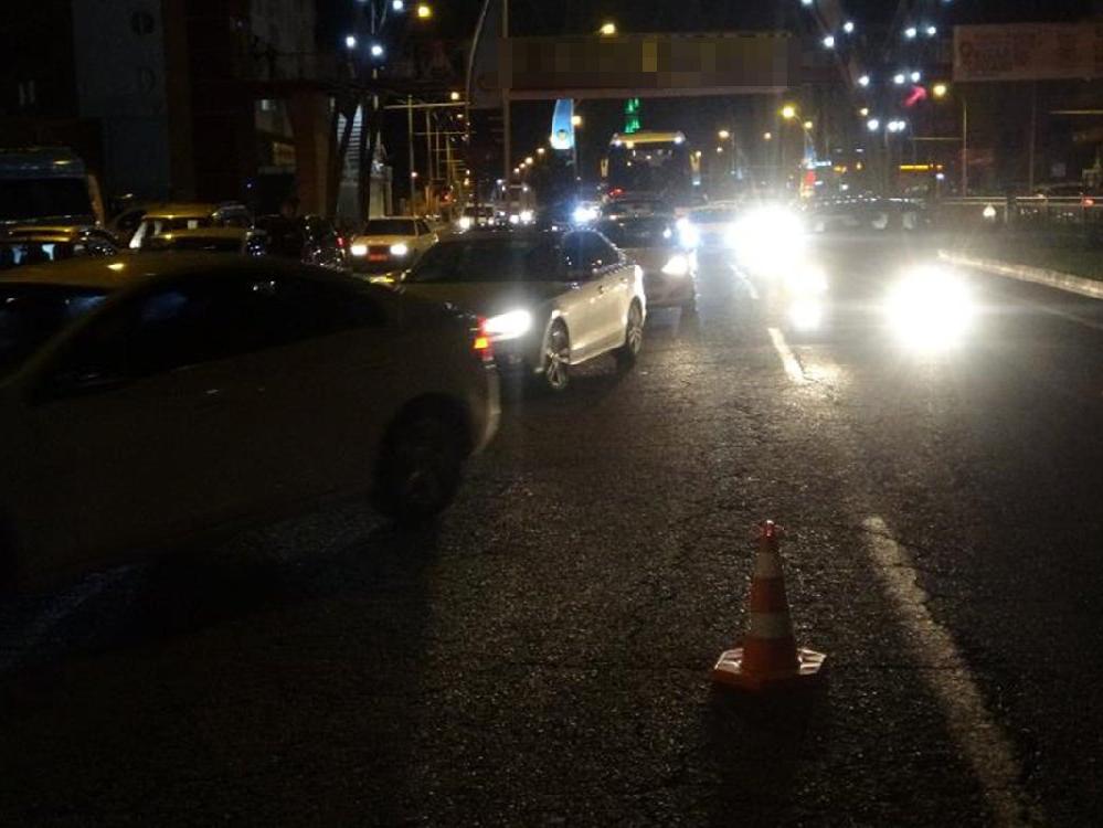 4 araç birbirine girdi, Ankara yönünde trafik kilitlendi