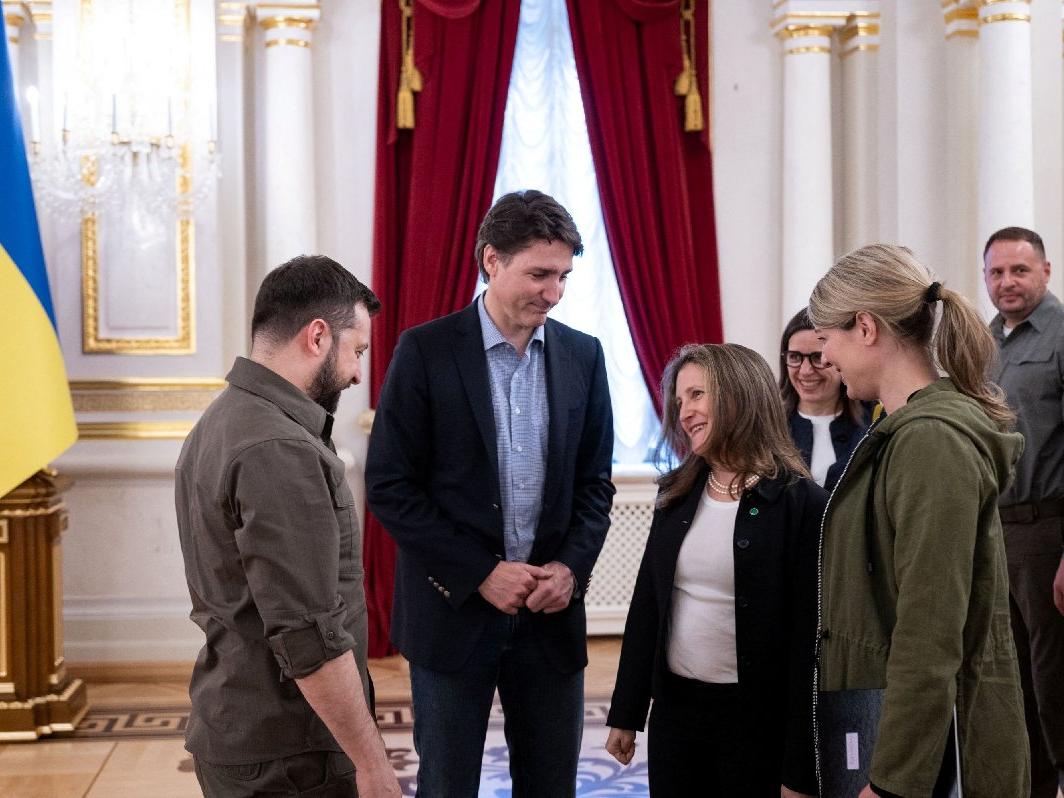 Kanada Başbakanı Trudeau'dan Ukrayna'ya ziyaret